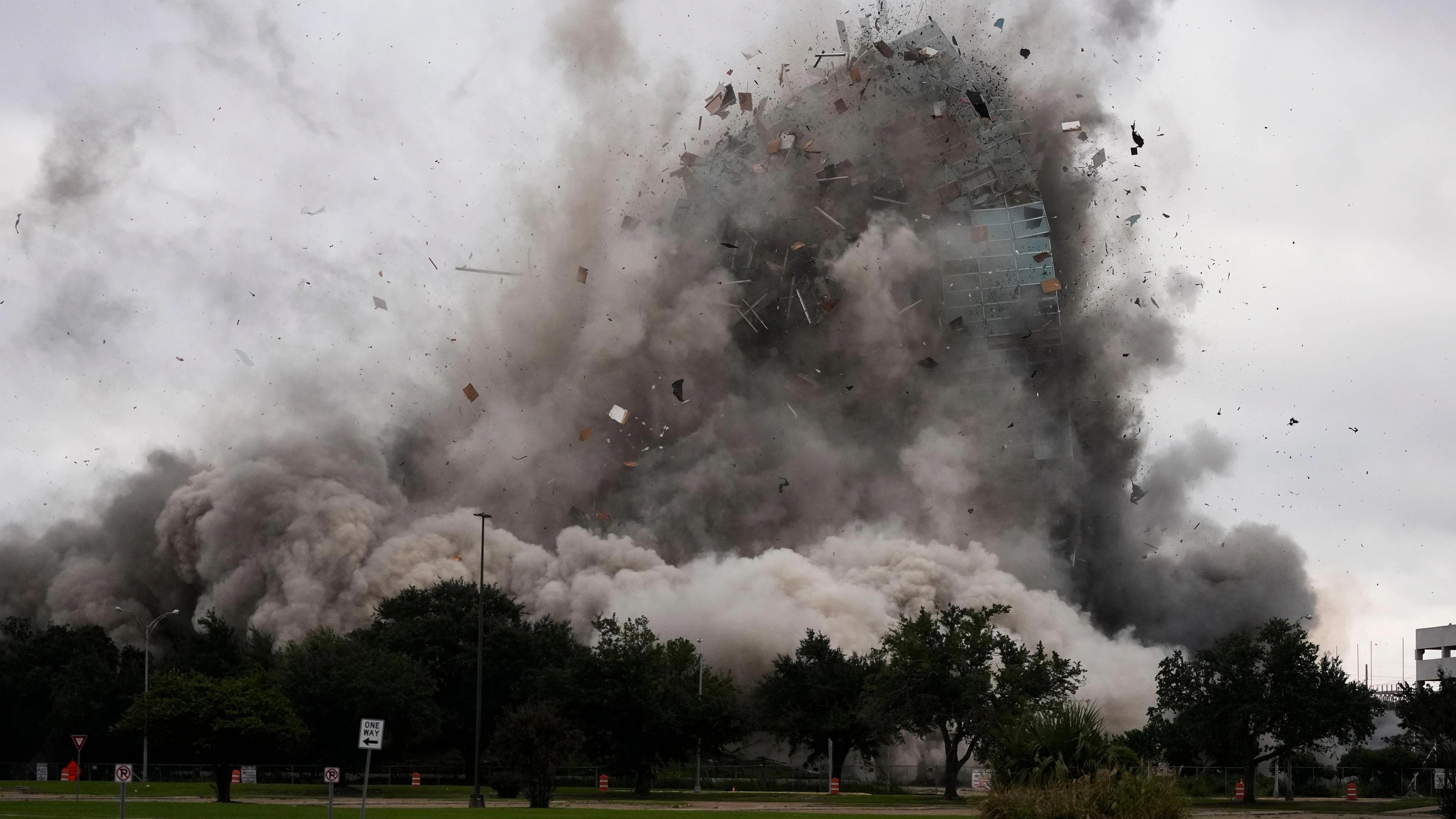 A hurricane-damaged Louisiana skyscraper is imploded