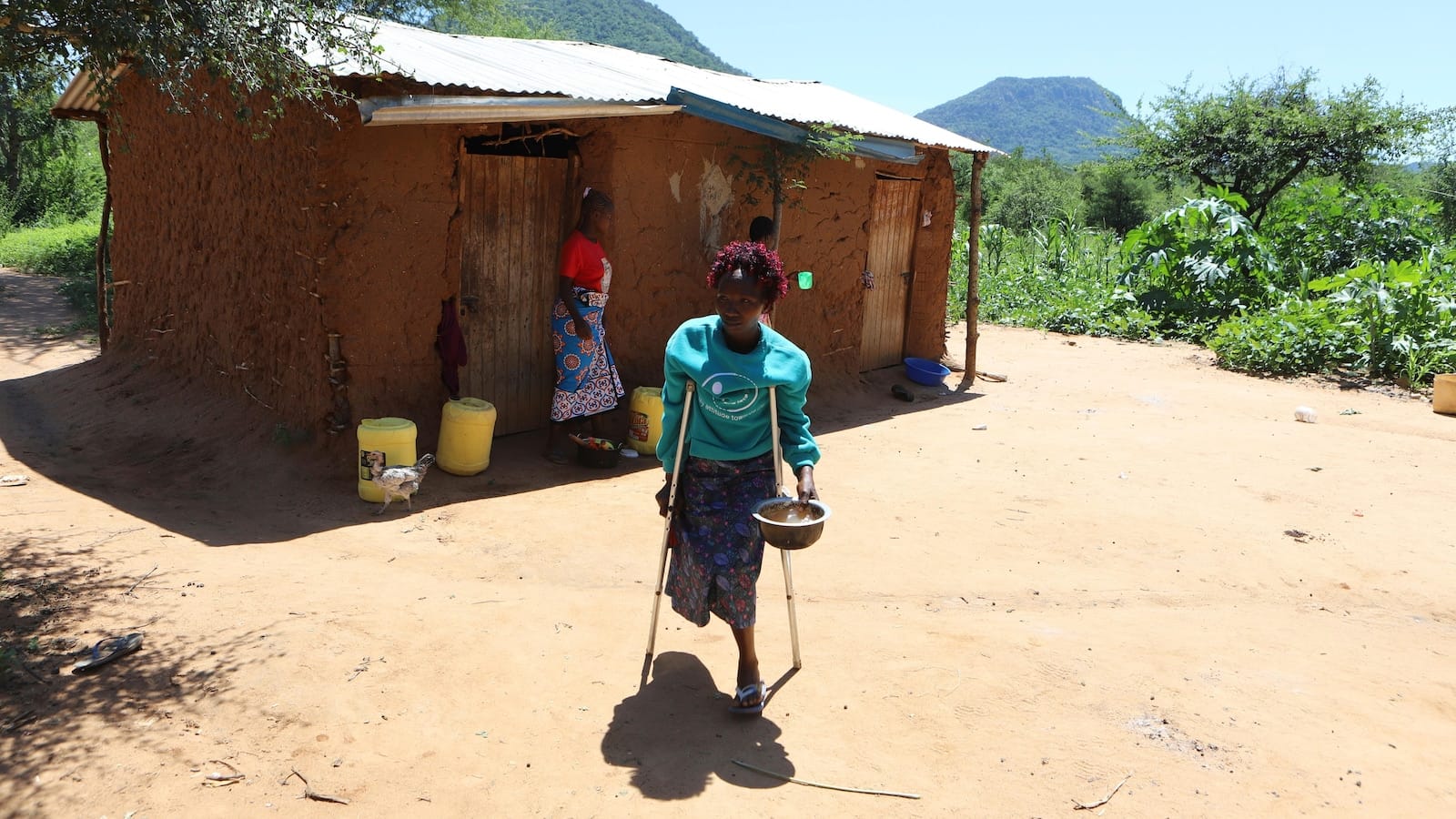 It’s hard to find treatment for snakebites in Kenya. Thousands of people are dying every year