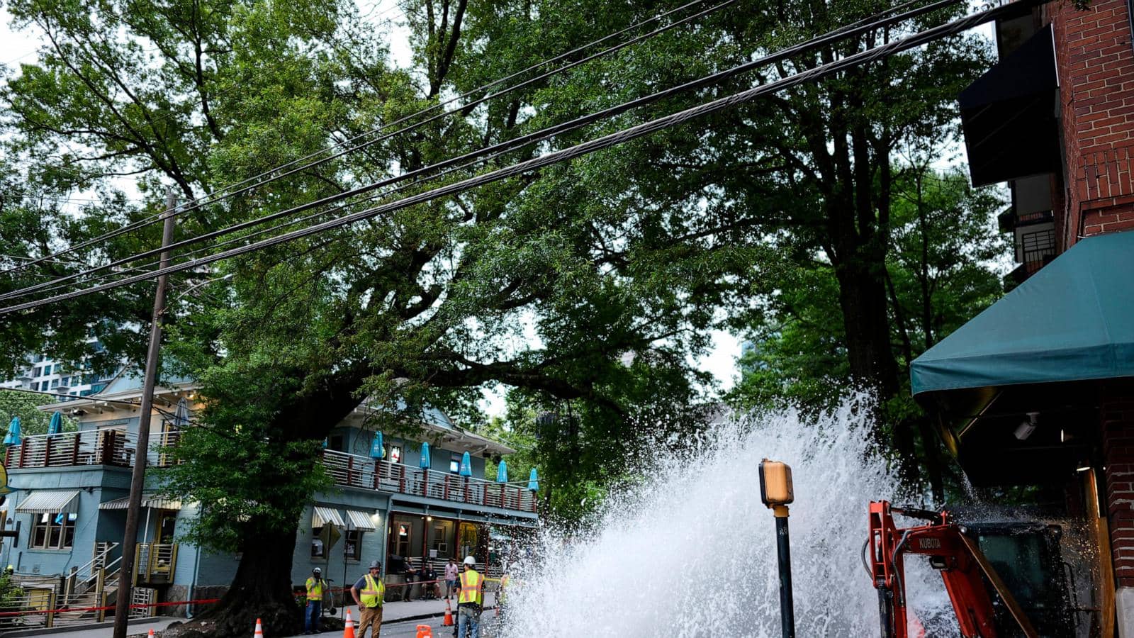 Atlanta water woes extend into fourth day as city finally cuts off gushing leak