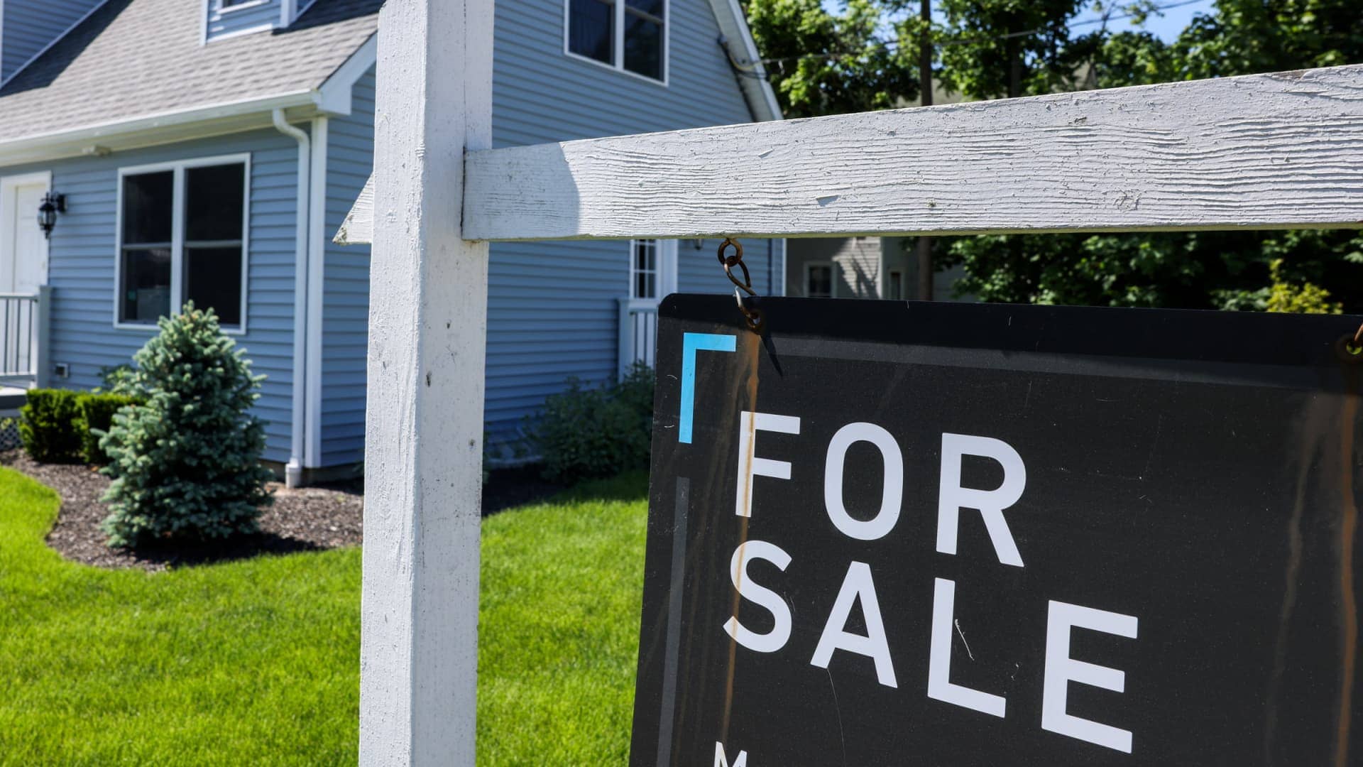 June home sales slump, pointing to a buyer’s market as supply increases