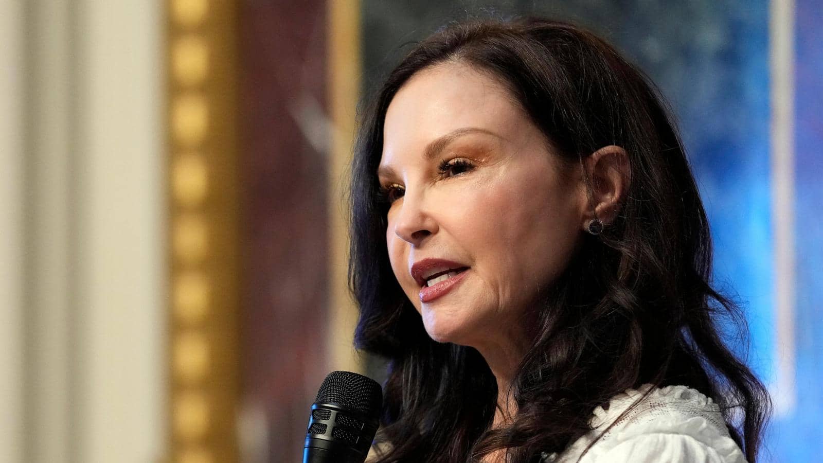 Ashley Judd speaks out on the right of women to control their bodies and be free from male violence