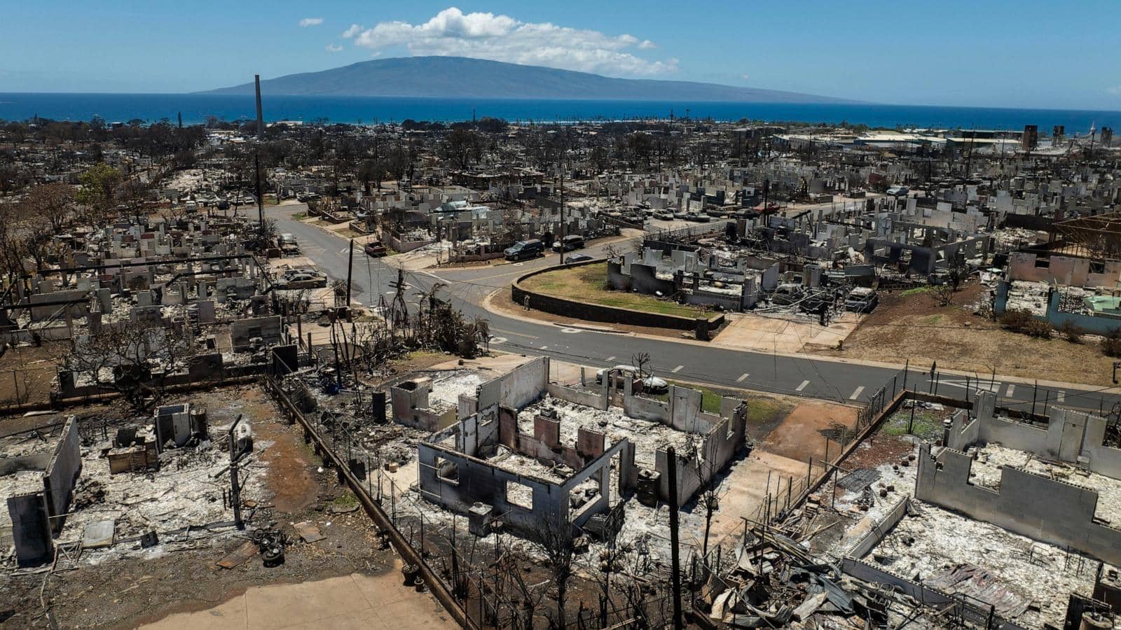 Maui’s toxic debris could fill 5 football fields 5 stories deep. Where will it end up?