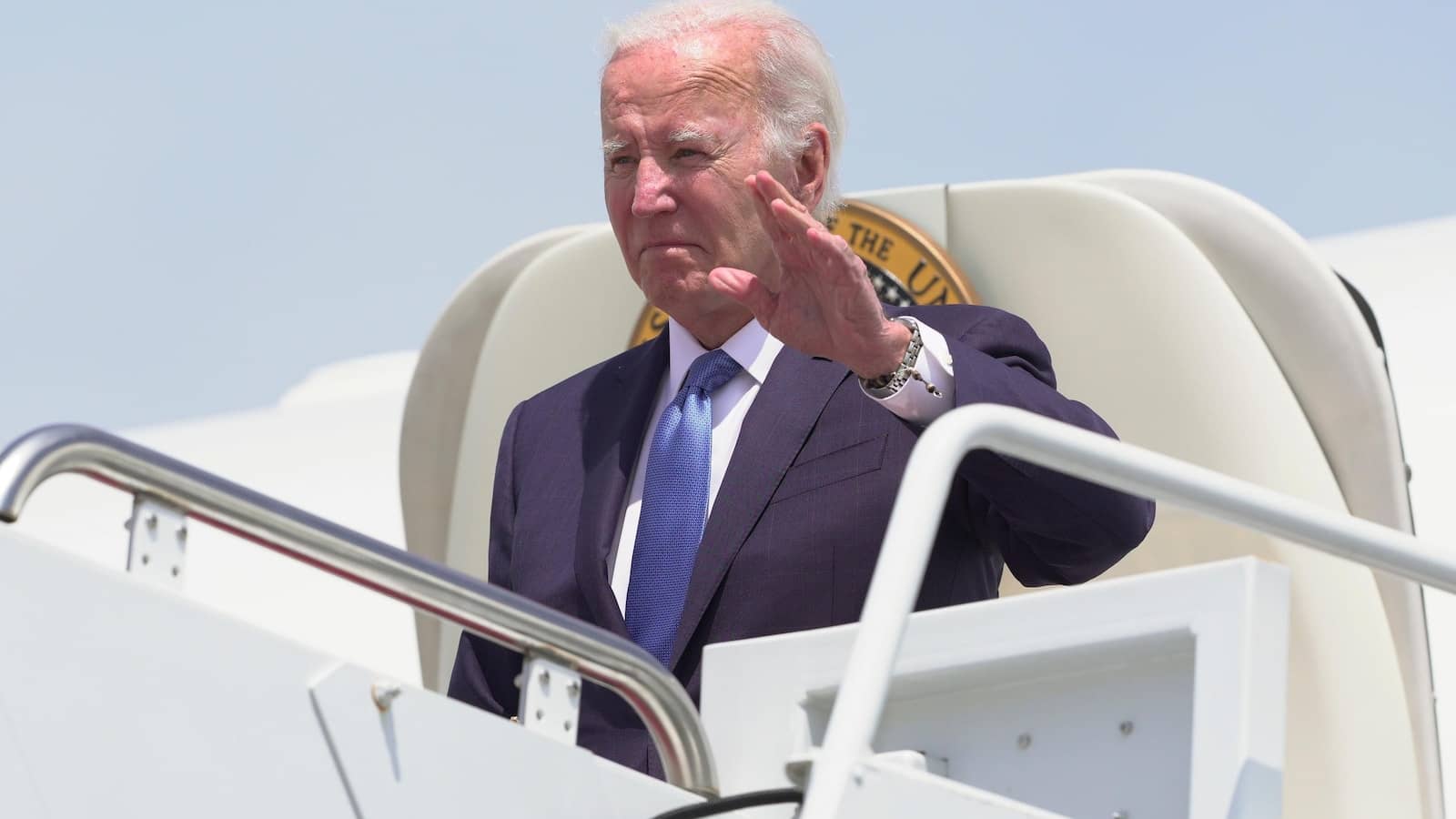 Biden makes a case for his legacy — and for Harris to continue it — in his Oval Office address